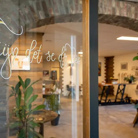 Bed and Breakfast Benb 4*